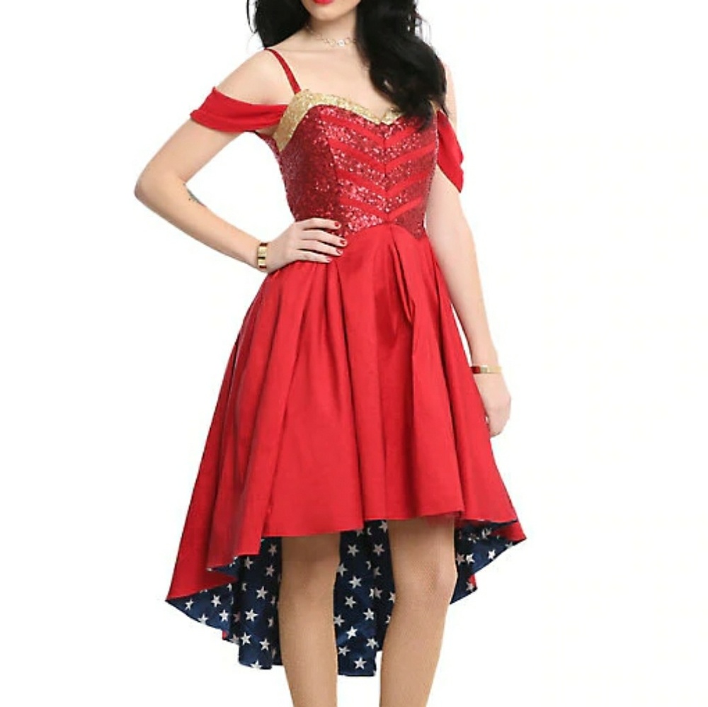 ✨Hot Topic Wonder Woman Formal Dress✨